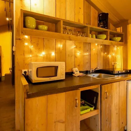 Camping Rives Nature 2*